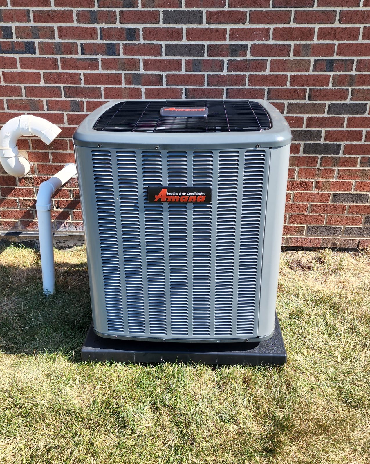 V&L Heating and Cooling Amana condenser install in Manteno IL
